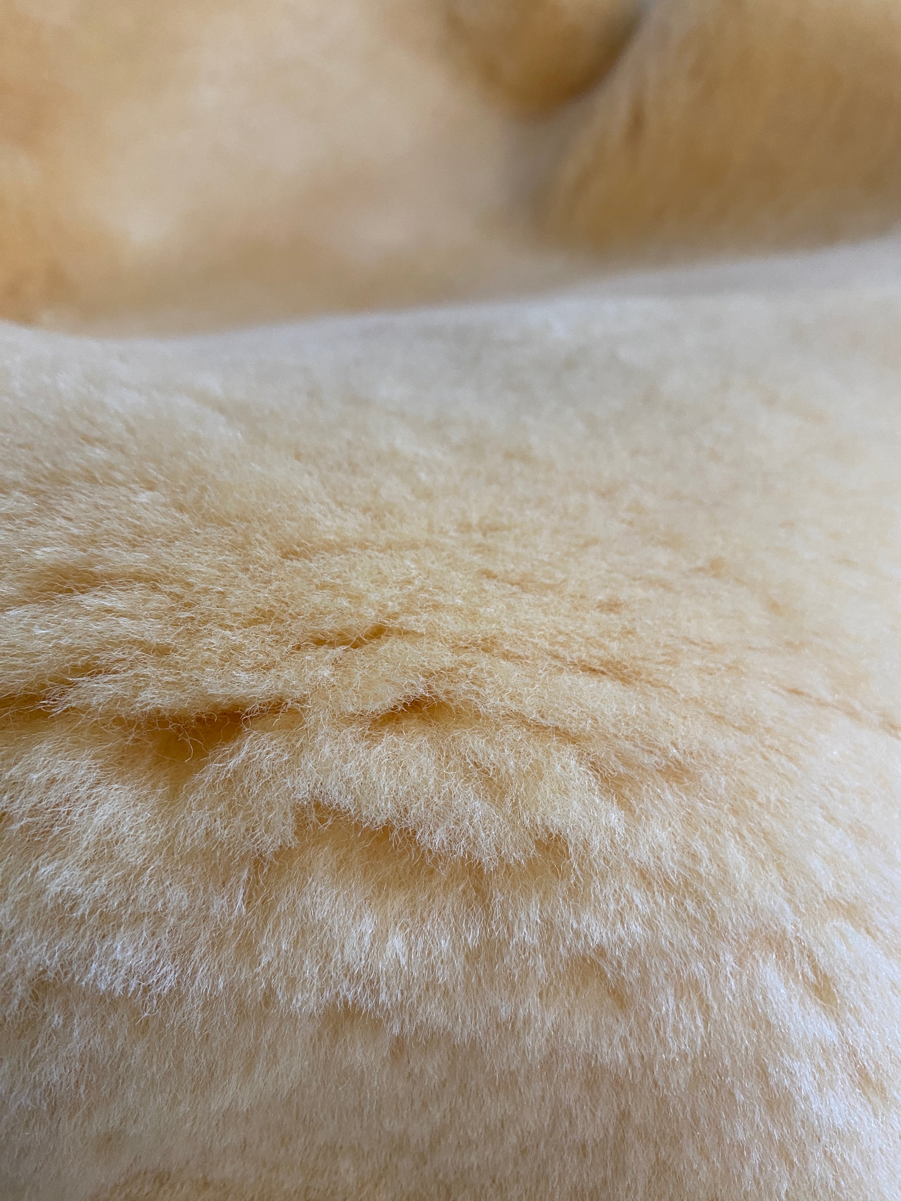Bassinet Sheepskin: Medical Grade (Small)