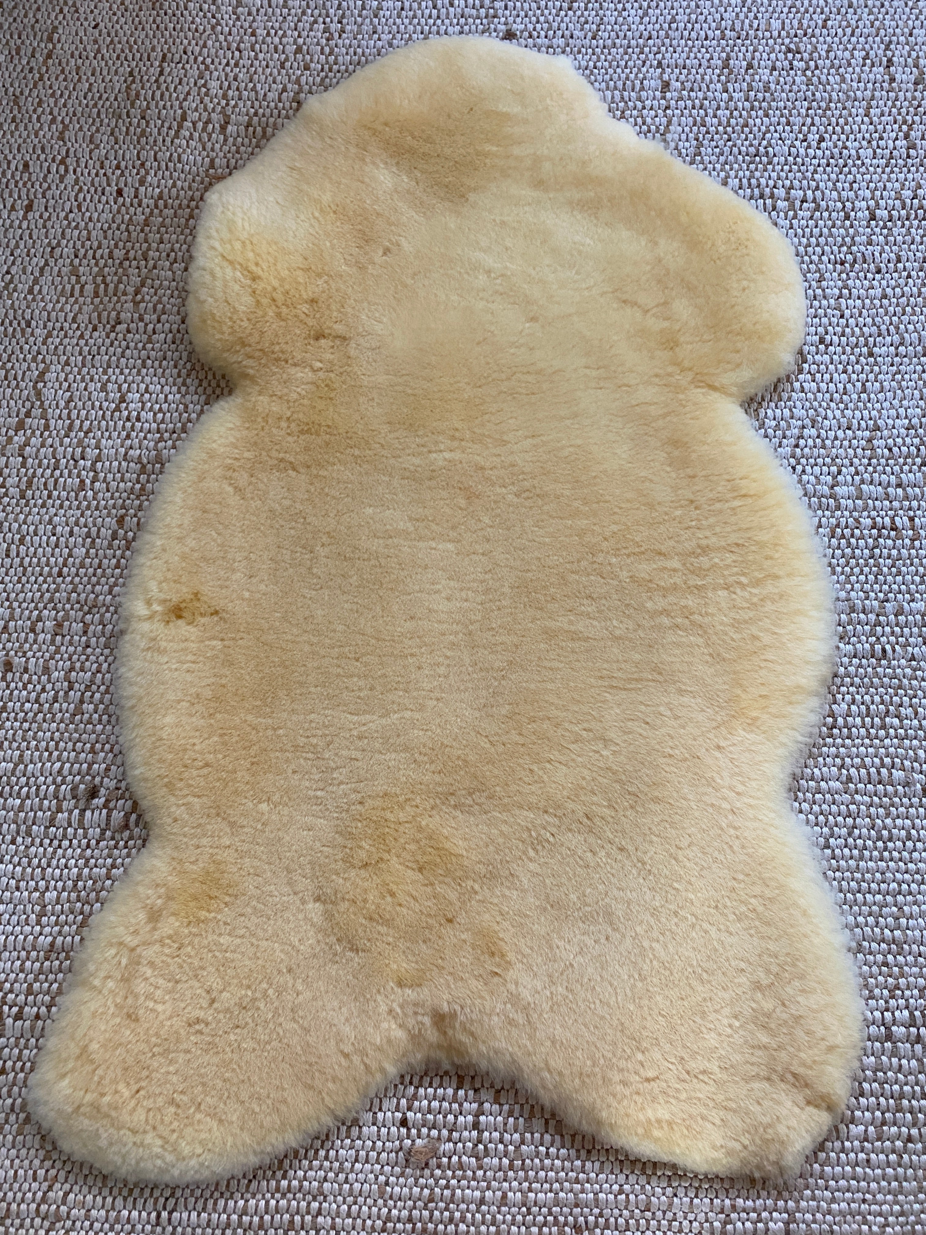 Bassinet Sheepskin: Medical Grade (Small)