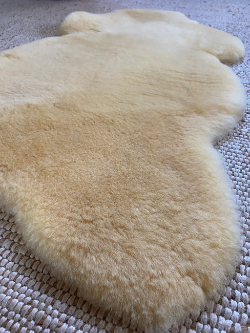 Bassinet Sheepskin: Medical Grade (Small)