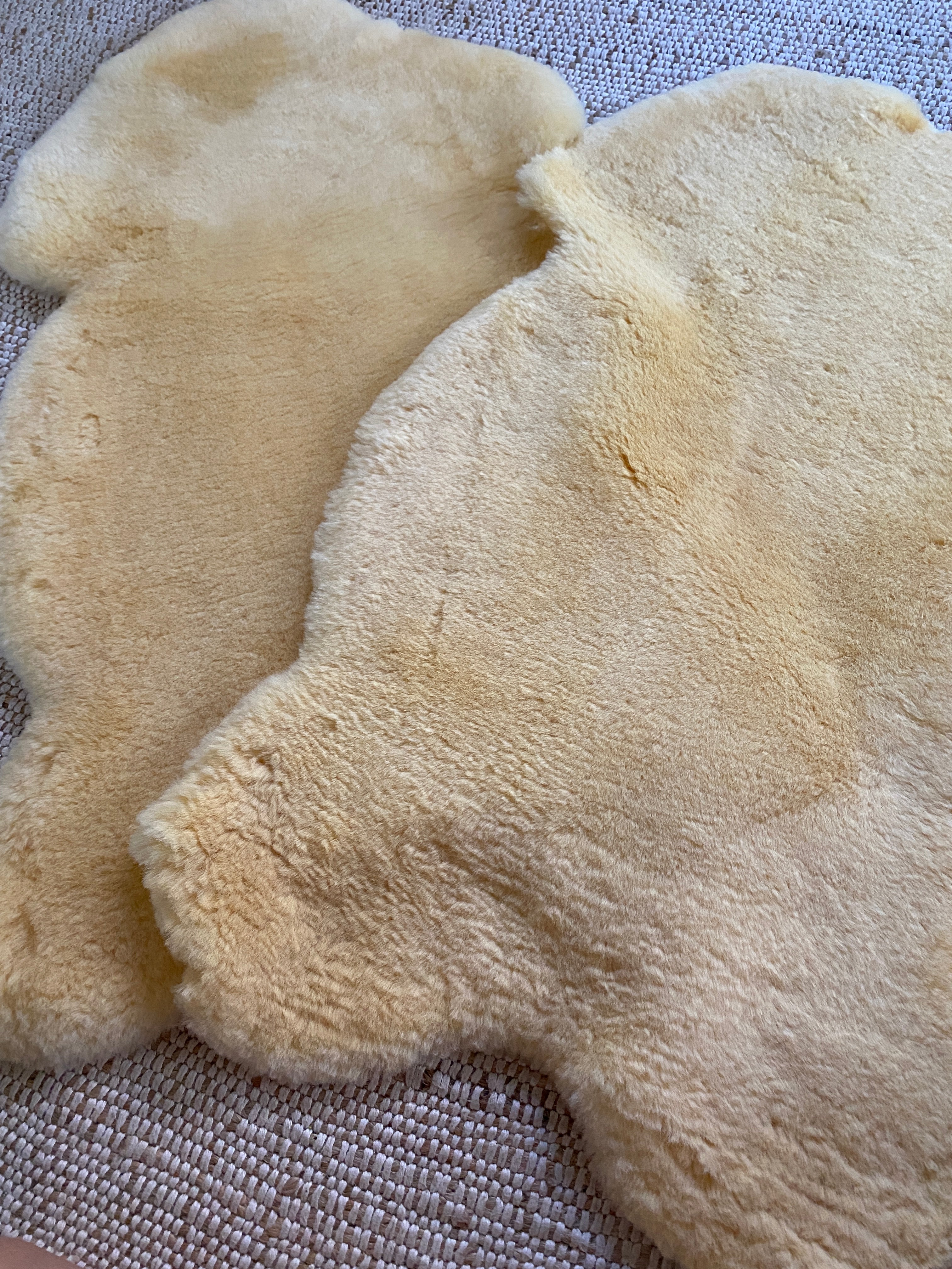 Bassinet Sheepskin: Medical Grade (Small)