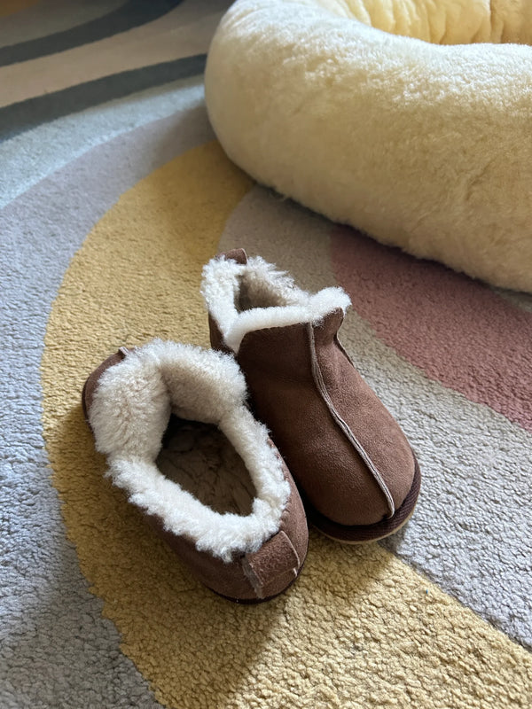 Extra roomy genuine sheepskin slipper